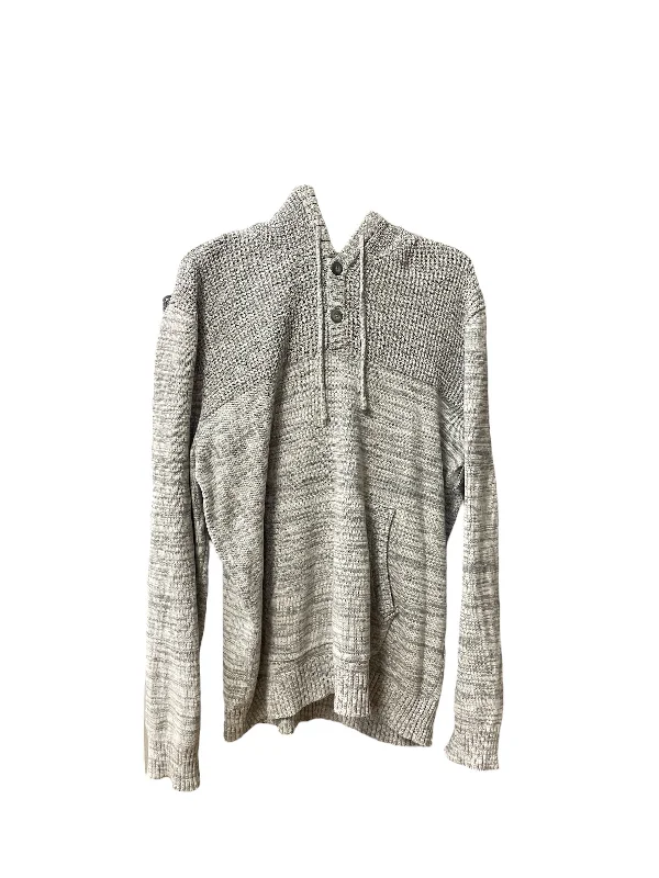 Sweater By Sun & Shadow In Grey, Size: Xl