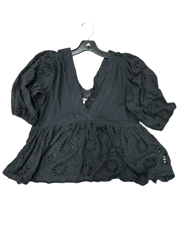 Top Short Sleeve By Free People In Black, Size: S