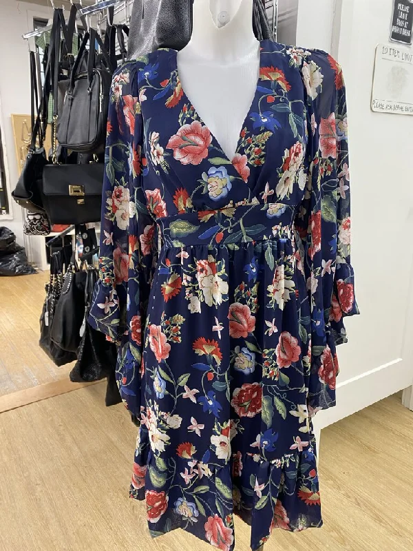 Betsey Johnson flowy sleeves floral dress 12