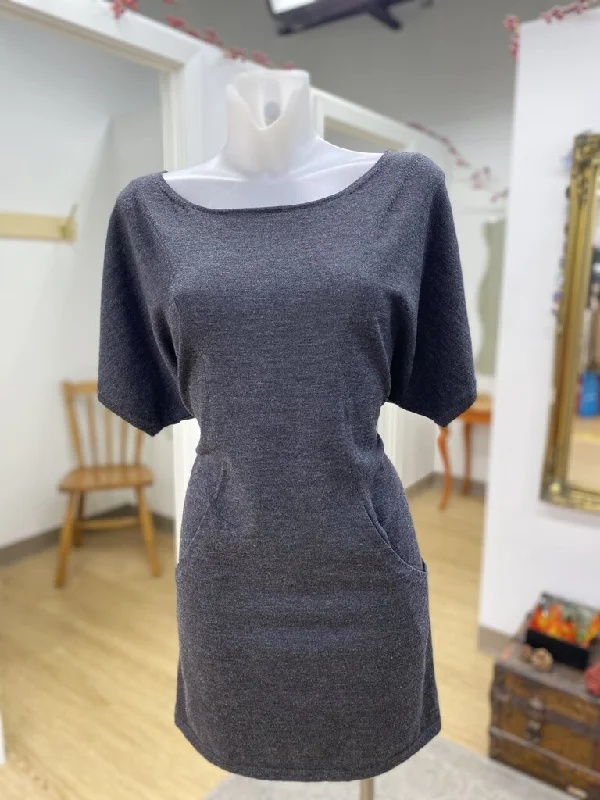 Theory wool blend dress M